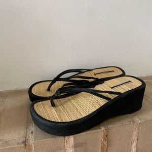 Platform ESNY strappy flip flop sandals